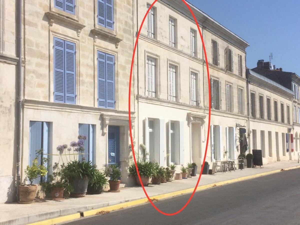 La Maison Du Port Mortagne-sur-Gironde エクステリア 写真